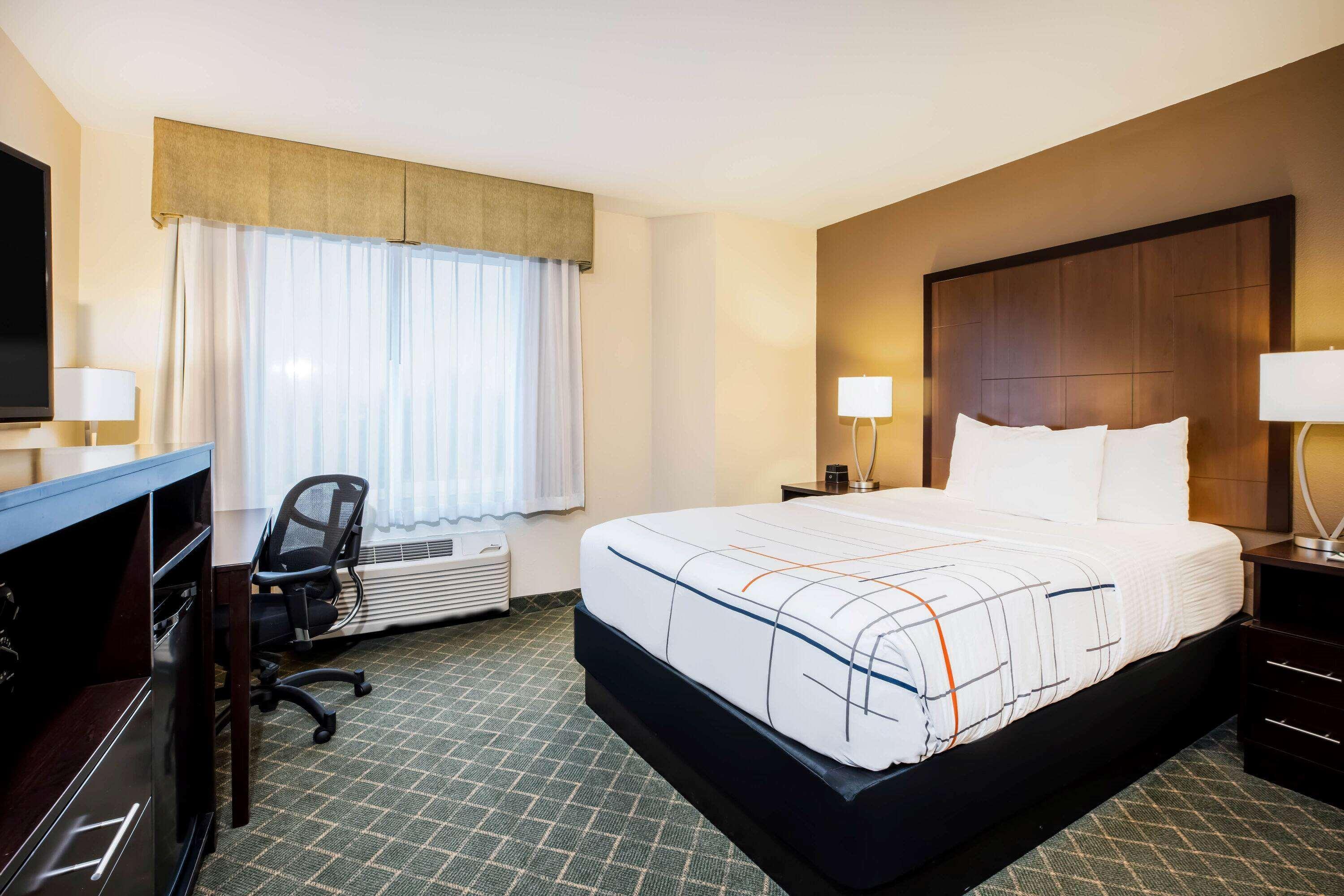 Hotel La Quinta By Wyndham Portland Airport Exterior foto