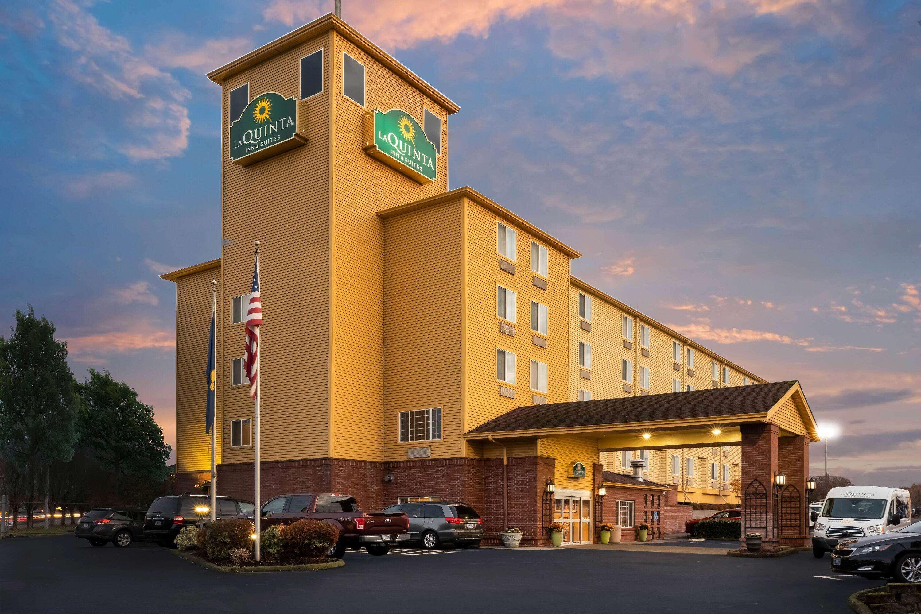 Hotel La Quinta By Wyndham Portland Airport Exterior foto